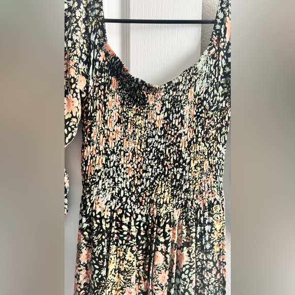 Vici floral dress - Picture 6 of 6